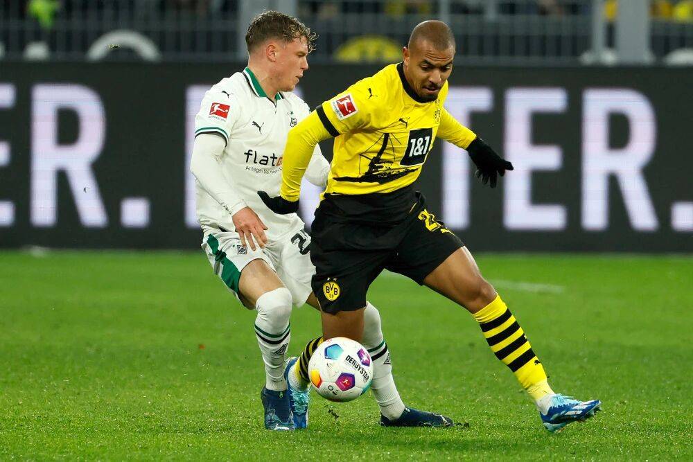 窗口期突围战来临；门兴格拉德巴赫围绕英超造点机会；悬念犹存；轮换策略成焦点的简单介绍-开云体育平台